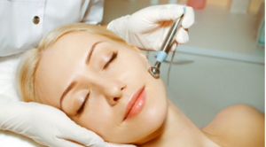 A Definitive Guide To Become A Cosmetic Dermatologist