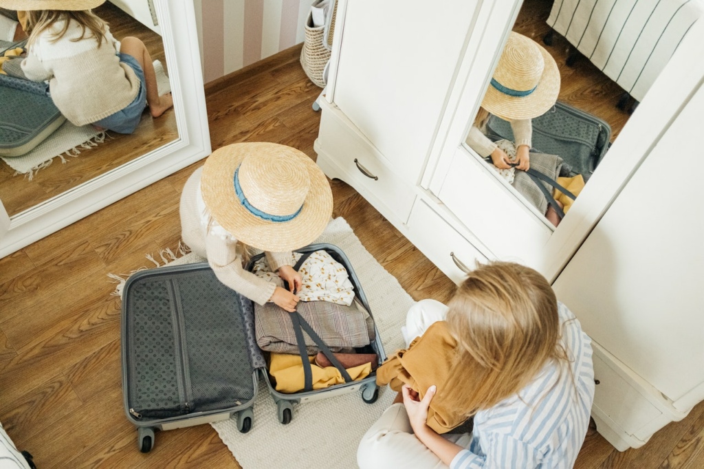 4 Simple Packing Tips For Your Summer Holiday!