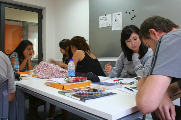 What Distinguishes Business English From General English