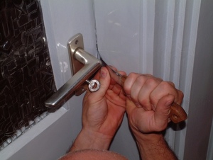 5 Reasons Why Your House Will Get Broken Into