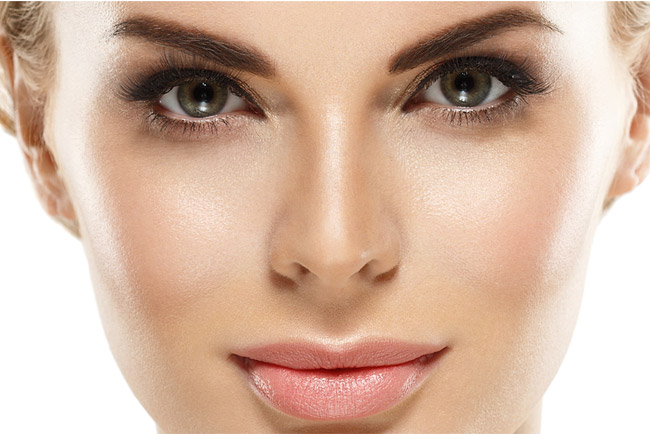 How To Improve The Delicate Eye Skin Area