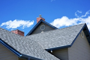 The Sky Is Falling: 5 Signs Your Old Home Needs Roof Replacement