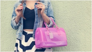 10 Trendy and Stylish Fashion Things For Every Girl